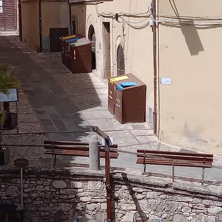 Apartamento The Angela's House And Large Balcony On The Square Todi