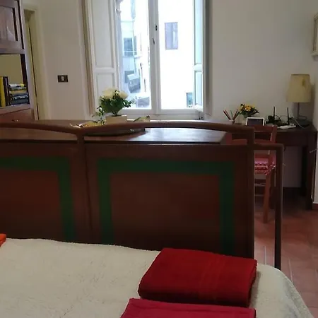 Apartman The Angela's House And Large Balcony On The Square *