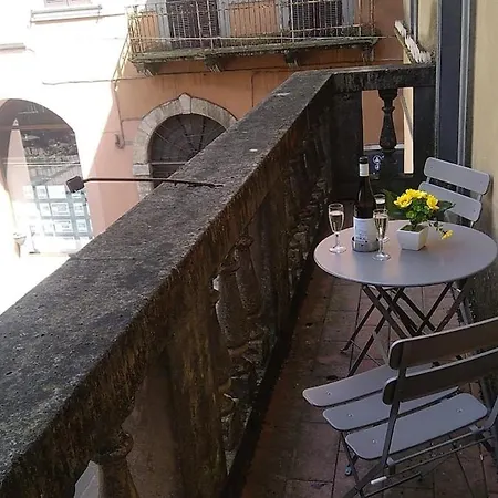 The Angela's House And Large Balcony On The Square *