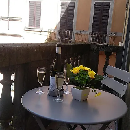The Angela's House And Large Balcony On The Square *