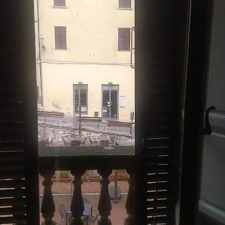 Apartamento The Angela's House And Large Balcony On The Square *